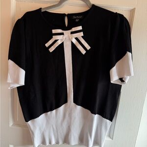 Black and White Bow Top from Unique Vintage